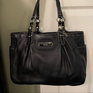 Coach Leather Pleated East West Black Leather Shoulder Tote Bag F15147